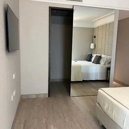 Ceccarini 9 Hotel 4*