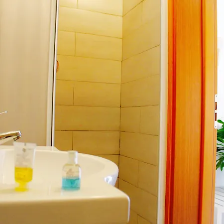 Marina Hotel 3*