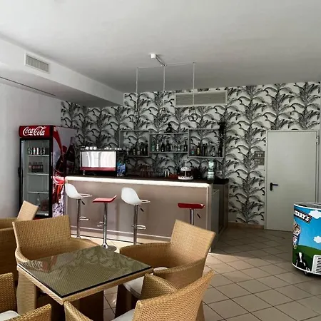 Hotel Trieste 2*