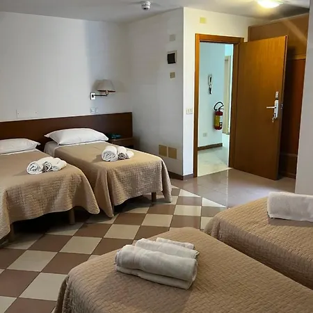 Trieste Hotel 2*