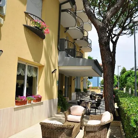 Hotel Lugano 2*