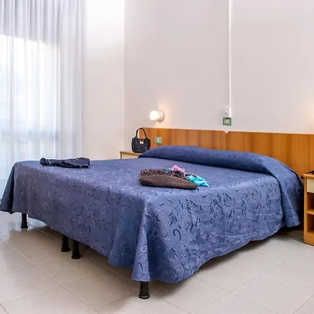 Exclusive In Pieno Centro - Nuova Gestione 2025 2* Riccione