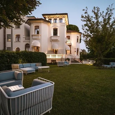 Hotel De La Riccione