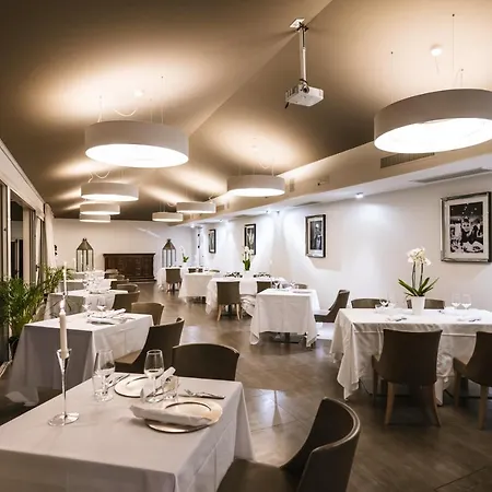 Hotel De La