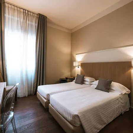 De La Hotel 4*