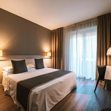 De La Hotel
