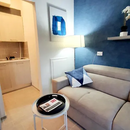 Apartment Vista Mare In Viale Ceccarini Angolo Dante