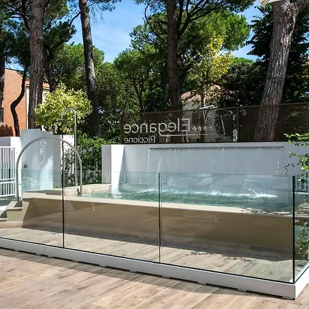 Elegance Apartmanhotel