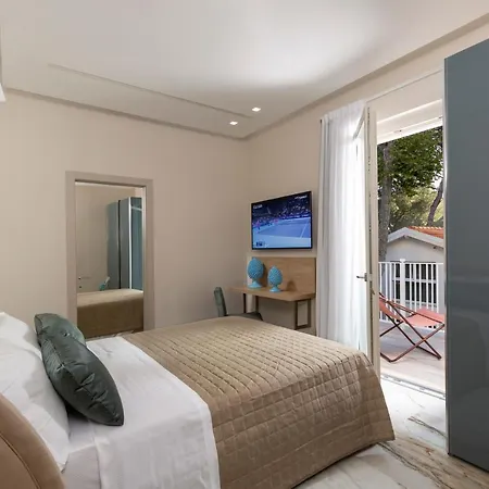 Apartmanhotel Elegance 4*