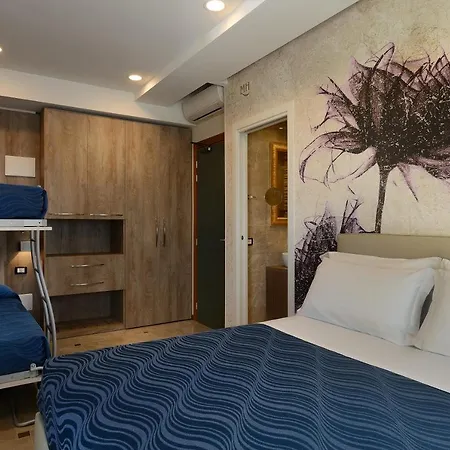 Marilena Hotel 2*