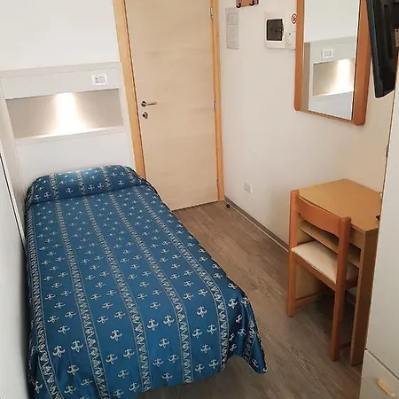 Sorriso - Molto Piu Di Stella Riccione