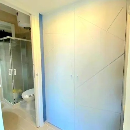 Apartment Vista Mare In Viale Ceccarini Angolo Dante Riccione