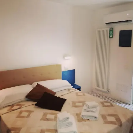 Indipendenti Le Terrazze - Piano Terra Guest house