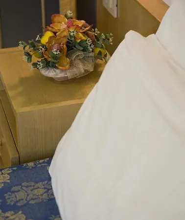 Hotel Nives 2*