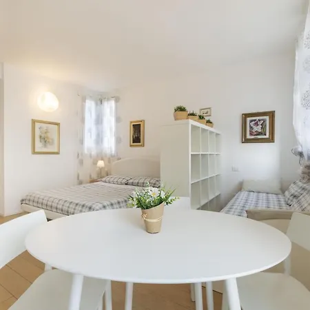 Bed & Breakfast Ca Bianca Ventisette Riccione