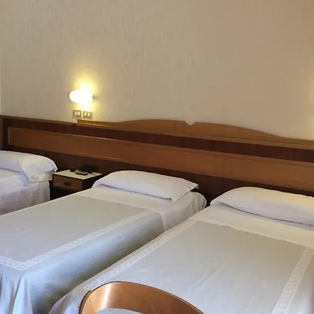 Vienna Touring 4*