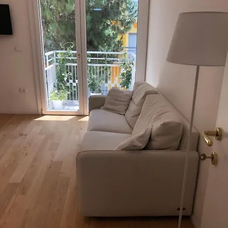 Cairoli Apartment