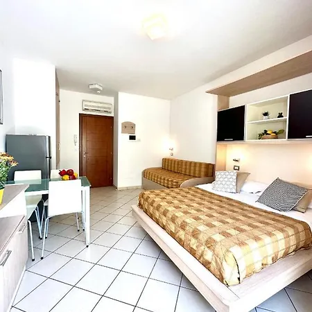 Aparthotel Mareo 3*