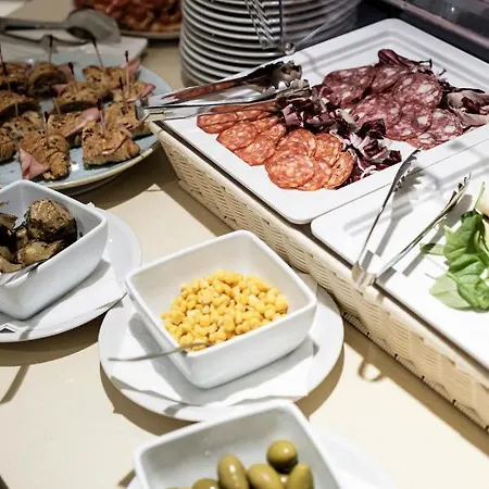 Augustus 4* Riccione