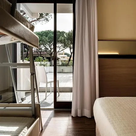 Hotel Augustus 4*