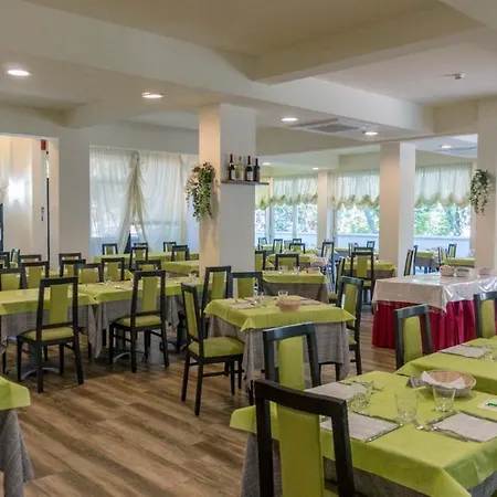 Hotel Union Park - Sul Mare Con Piscina Riccione