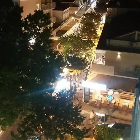 酒店 Astor 里乔内