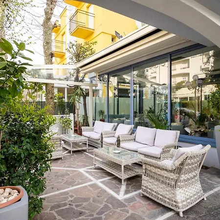 Royal Boutique 3* Riccione
