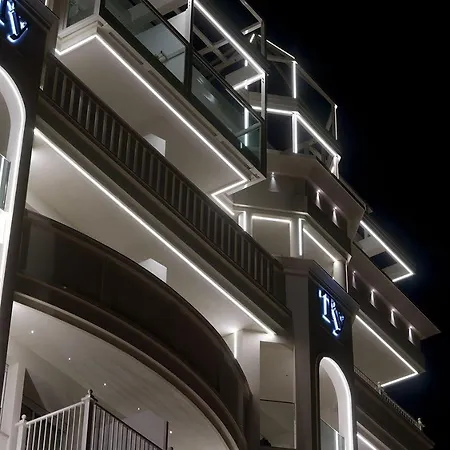 Hotel Tiffany's 4*