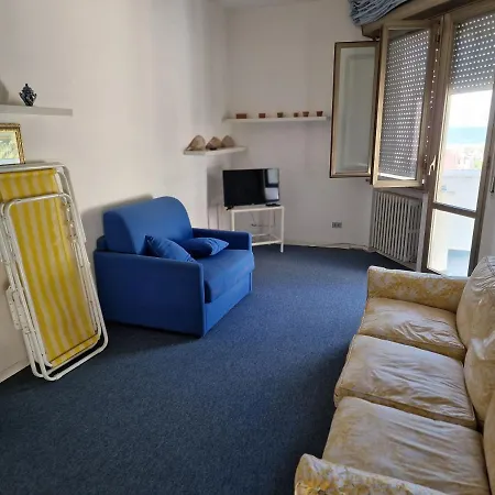 Cairoli Apartment