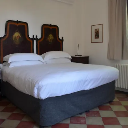 Hotel Select & - 4*