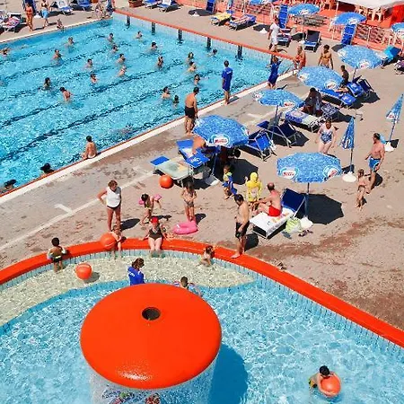 Etna - Nuova Gestione Romagnola & Parcheggio 3*
