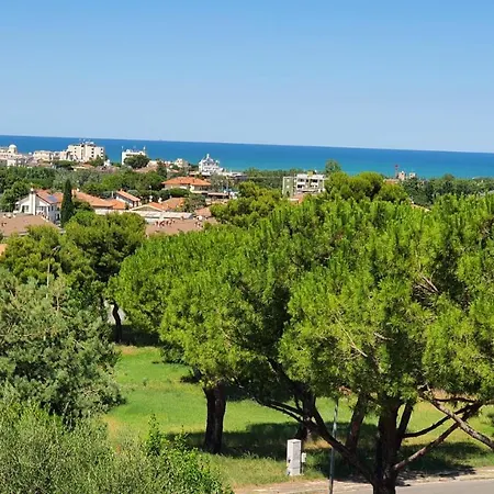 Villa Panoramica Con Giardino A Riccione