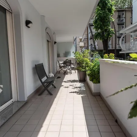 Apartment Loggia Megamare *