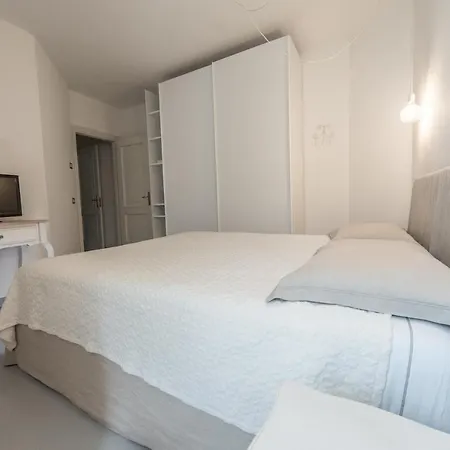 Apartment Loggia Megamare *