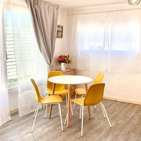 Ca Bianca Ventisette Bed & Breakfast *