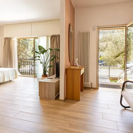 Motiv Apartment *