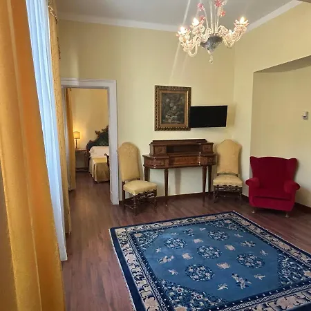 Le Grand Hotel