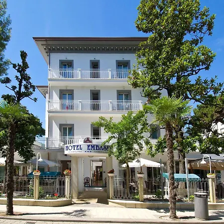 Hotel Embassy 3*
