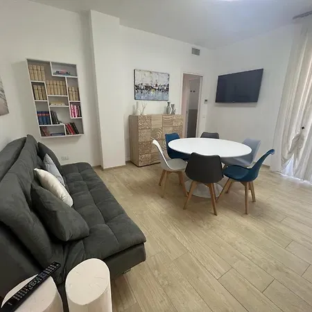 Panoramica Mare Apartment *