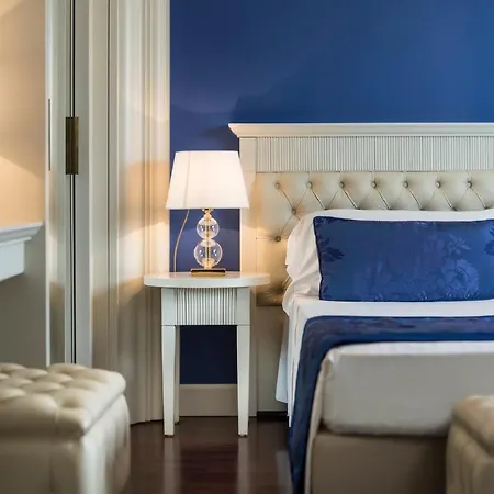 Tiffany's Hotel 4*