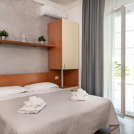 Hotel Hawaii 2*