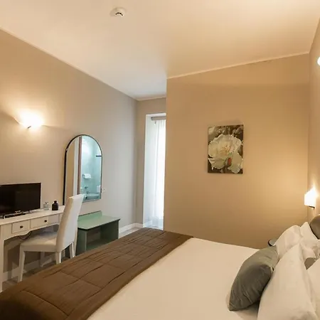Trevi Riccione, In Centro Sul Mare Con Cucina Hotell Riccione