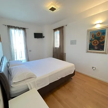 Attico Alba -flexrent Abissinia Apartment