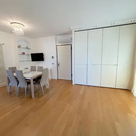 Apartment Attico Alba -flexrent Abissinia *