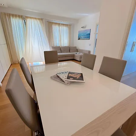 Apartment Attico Alba -flexrent Abissinia *