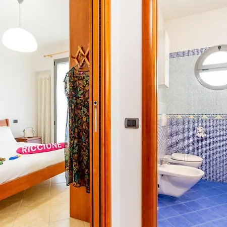 Desi Apartment *