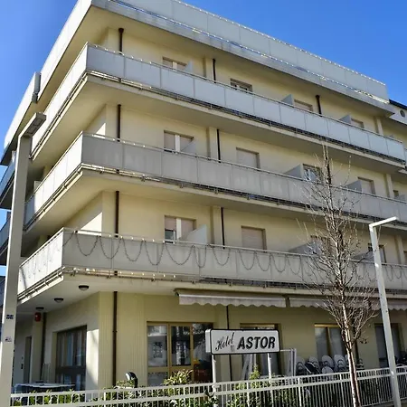 Astor 里乔内