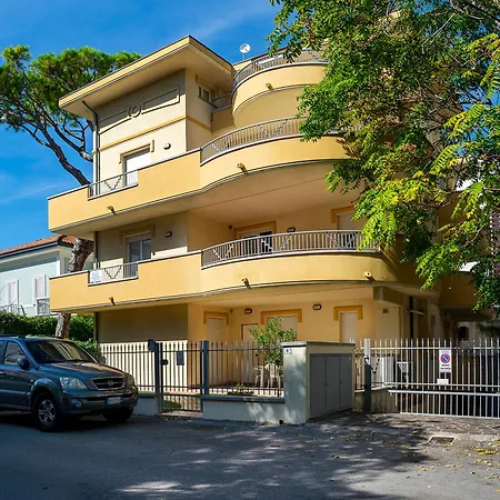 Lägenhet Residenza Raggio