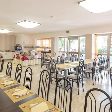 La Plata - Con Piscina Riccione