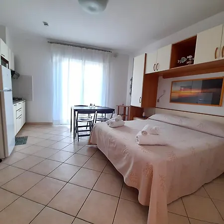 Lägenhetshotell Saturnia 3*